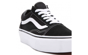 Chaussures pour femmes VANS Old Skool Platform Noir Avant